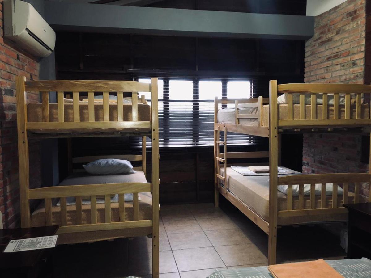 Bed & Breakfast Tavarua Montanita